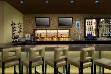 Doubletree By Hilton Hotel Chattanooga Downtown