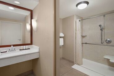 هتل Embassy Suites By Hilton Fort Worth Downtown
