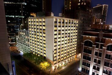 هتل Embassy Suites By Hilton Fort Worth Downtown