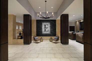 هتل Embassy Suites By Hilton Fort Worth Downtown