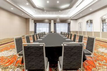 هتل Hyatt Regency Tulsa Downtown