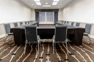هتل Hyatt Regency Tulsa Downtown