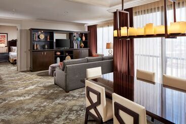 هتل Hyatt Regency Tulsa Downtown
