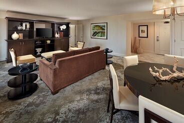 هتل Hyatt Regency Tulsa Downtown