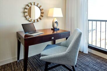 هتل Hyatt Regency Tulsa Downtown