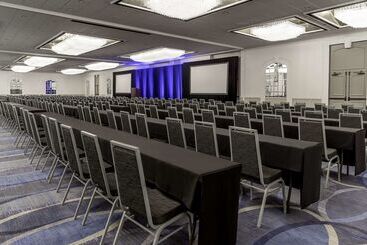 هتل Hyatt Regency Tulsa Downtown