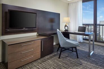 هتل Hyatt Regency Tulsa Downtown