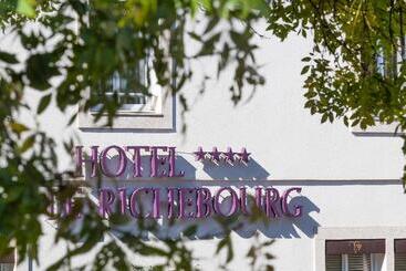 ホテル Le Richebourg Hôtel, Restaurant & Spa
