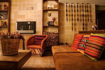 هتل Mansion Del Valle
