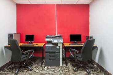 هتل Ramada Plaza By Wyndham Albany