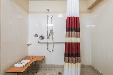 هتل Red Roof Inn Seattle Airport  Seatac