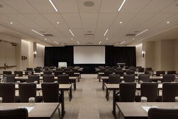 هتل The Clift Royal Sonesta San Francisco