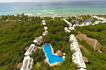 Sandos Caracol Eco Resort  All Inclusive