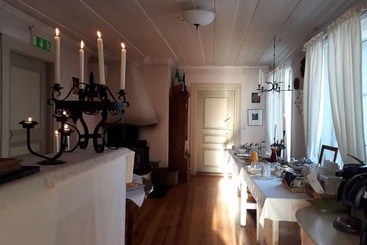 Frägsta Hälsingegård Bed & Breakfast