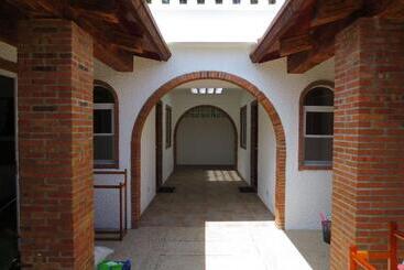 호텔 Amihan Home