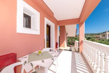 هتل Arazzo Apartments