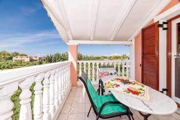 هتل Arazzo Apartments
