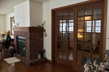 هتل Guest House Bunk
