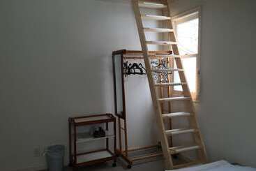 هتل Guest House Bunk