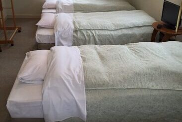 هتل Guest House Bunk