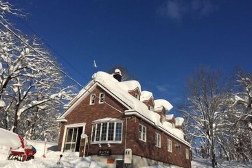 هتل Guest House Bunk