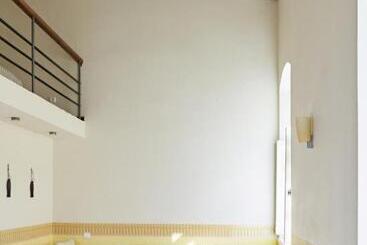 هتل Guesthouse Lila