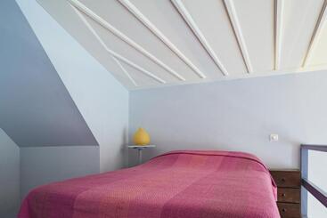 هتل Guesthouse Lila