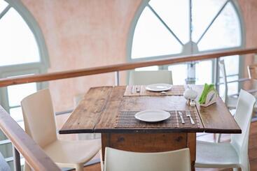 هتل Guesthouse Lila