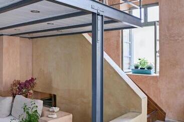 هتل Guesthouse Lila