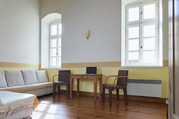 هتل Guesthouse Lila