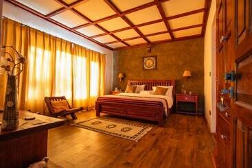 هتل Le Mentok Wellness Resort