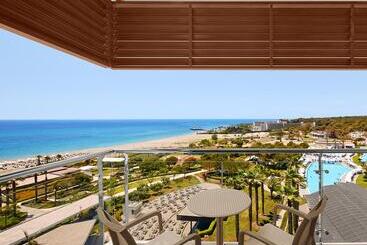 هتل Pacific Club