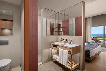 هتل Pacific Club