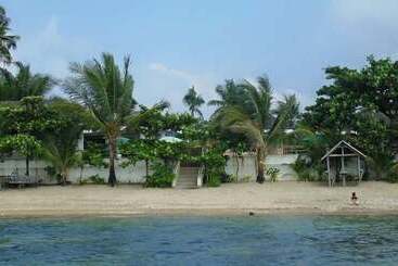 هتل Ucoy Beach Resort