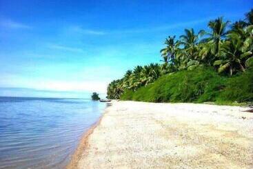 هتل Ucoy Beach Resort