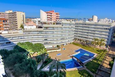 Apartamentos S'Abanell Central Park