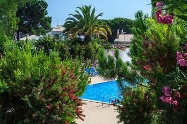 Apartamentos Turisticos Pinhal Da Marina