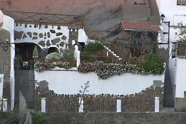 Casa Cueva El Mimo