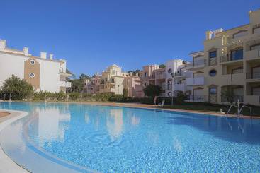 Eden Village Apartamentos