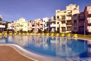 Eden Village Apartamentos