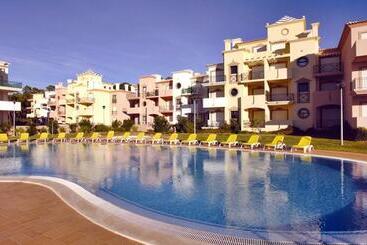 Eden Village Apartamentos