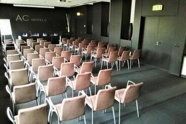 Ac Hotel Padova By Marriott