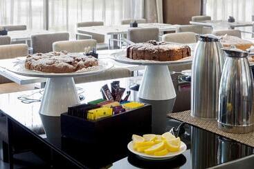 Ac Hotel Padova By Marriott