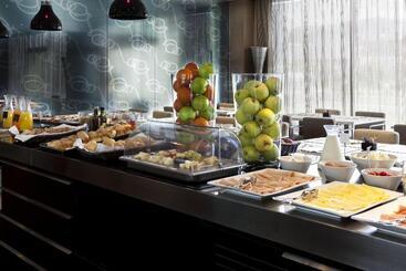 Ac Hotel Padova By Marriott