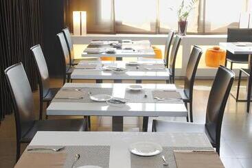 Ac Hotel Padova By Marriott
