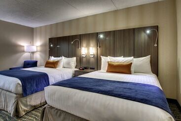 هتل Best Western Plus New Englander