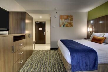 هتل Best Western Plus New Englander