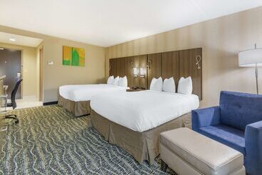 هتل Best Western Plus New Englander