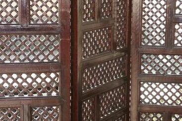 هتل Riad El Ghalia