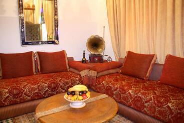 هتل Riad El Ghalia